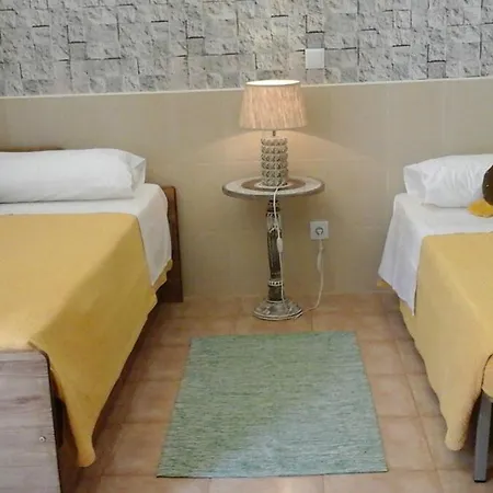 بيت ضيافة Guestready - Volcanic Nature- Sea And Tranquillity 4*